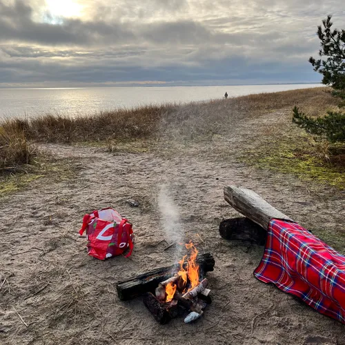 Lägereld på stranden