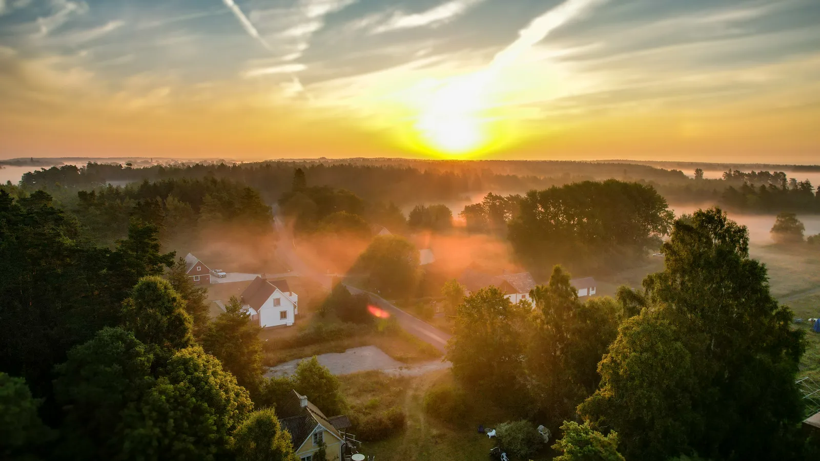 Själaro gård i gryningsljus